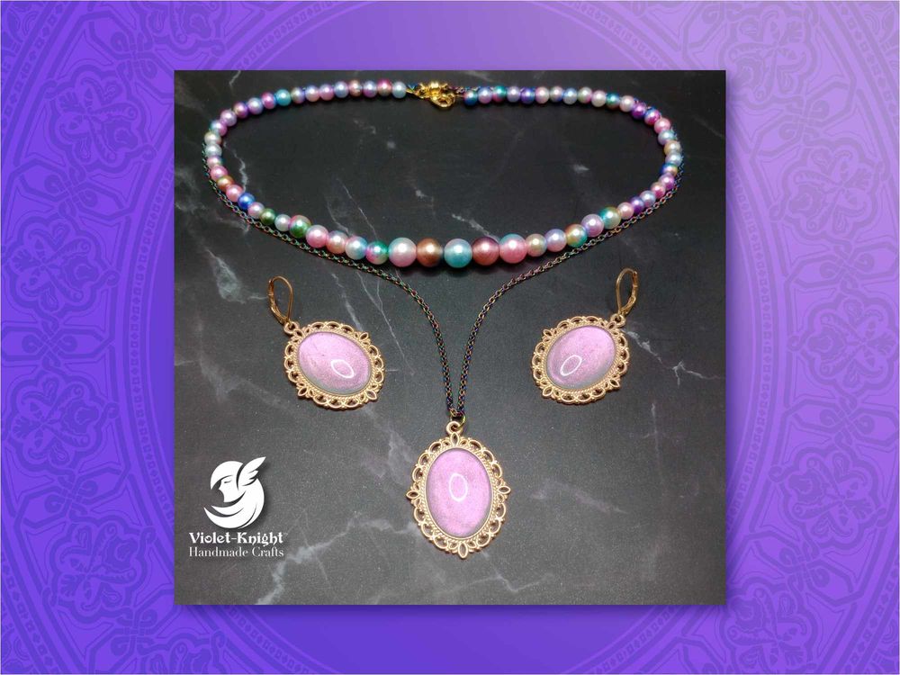 Vintage style light gold color pendant earrings and imitatio...